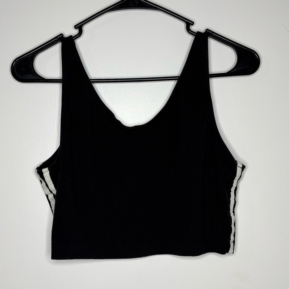 Adidas Women's Black and White Crop Top - Picture 3 of 3